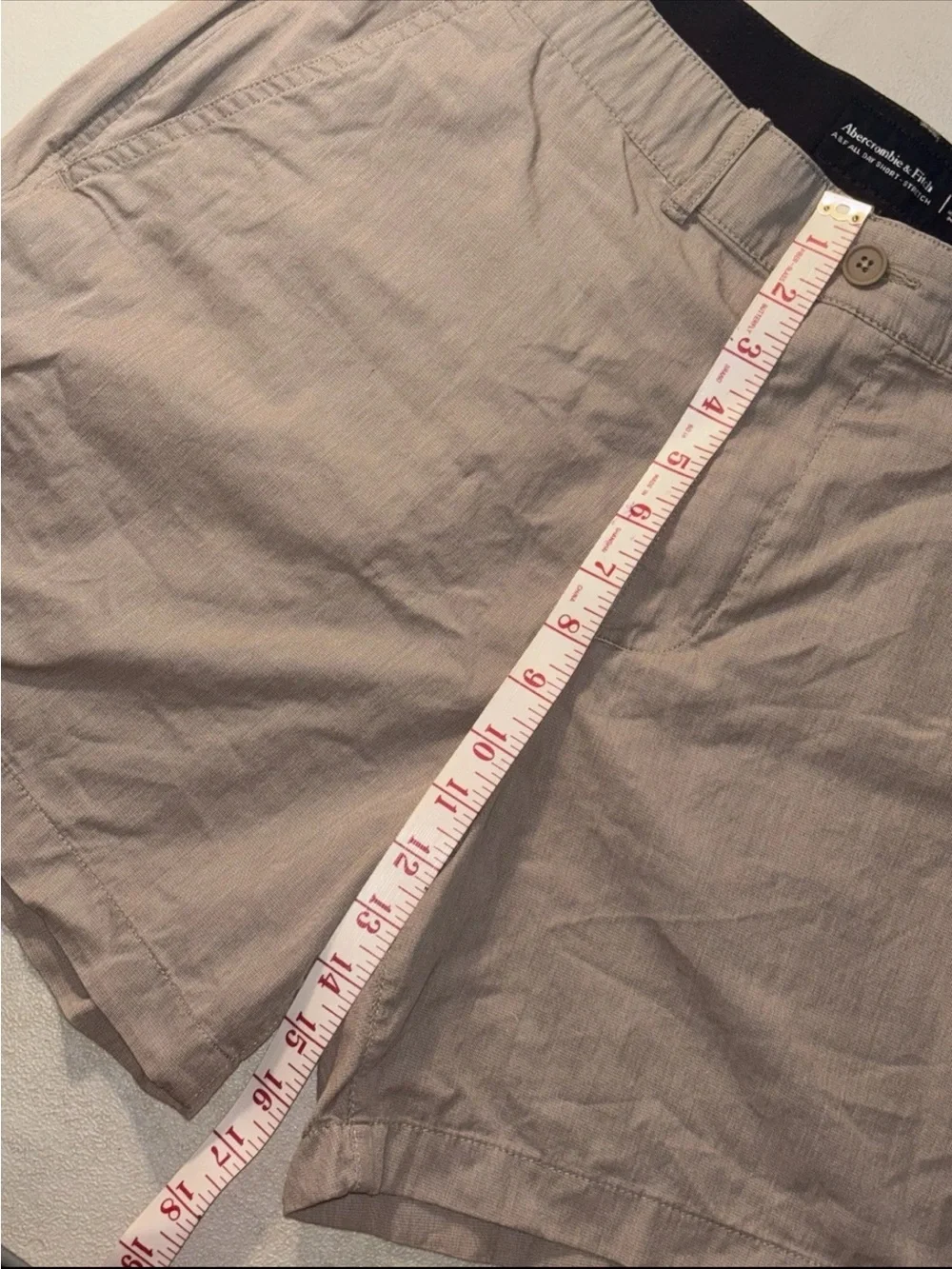 Abercrombie & Fitch Men’s Stretch All Day Shorts Khaki Size 36 7” Inseam Preppy